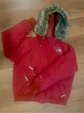 The North Face HyVent Insulated Bomber Parka - Women’s XL